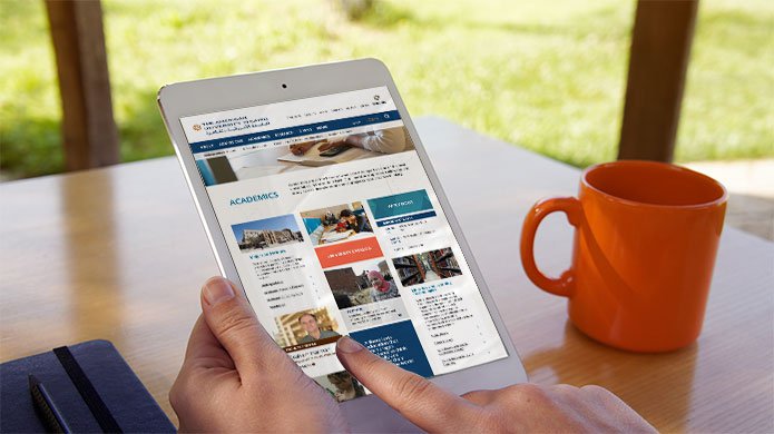 The American University in Cairo website, built by Vardot